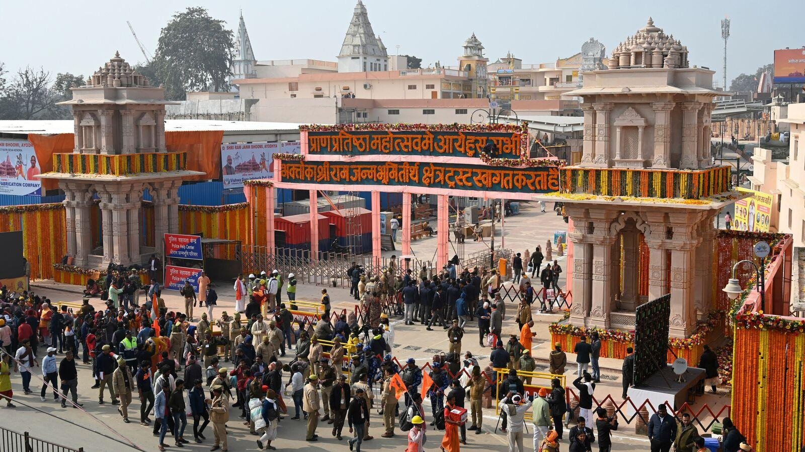 Devotees visiting Ayodhya Ram Mandir for Shri Ram Darshan
