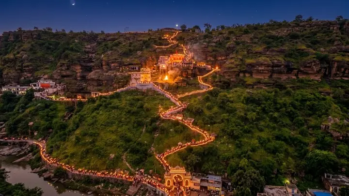 Chitrakoot Tour Package Gallery - Hanuman Dhara Temple